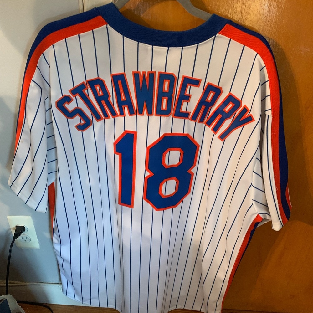 Darryl Strawberry #18 Cooperstown jersey Size XL